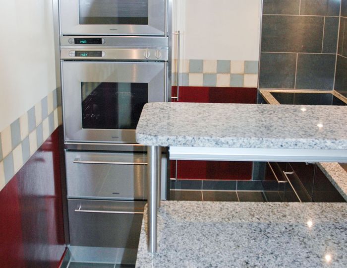 High-End-Ausstattung mit Geräten von Gaggenau und Gutmann