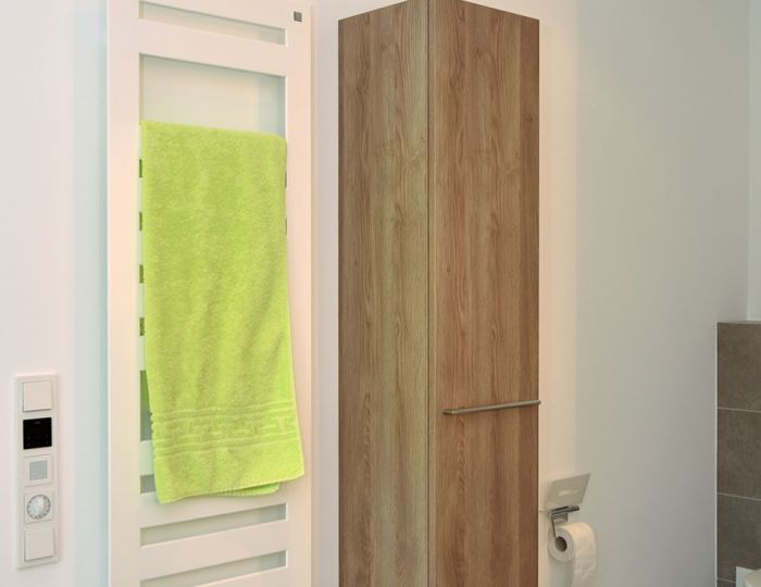 Schrank wandhängend