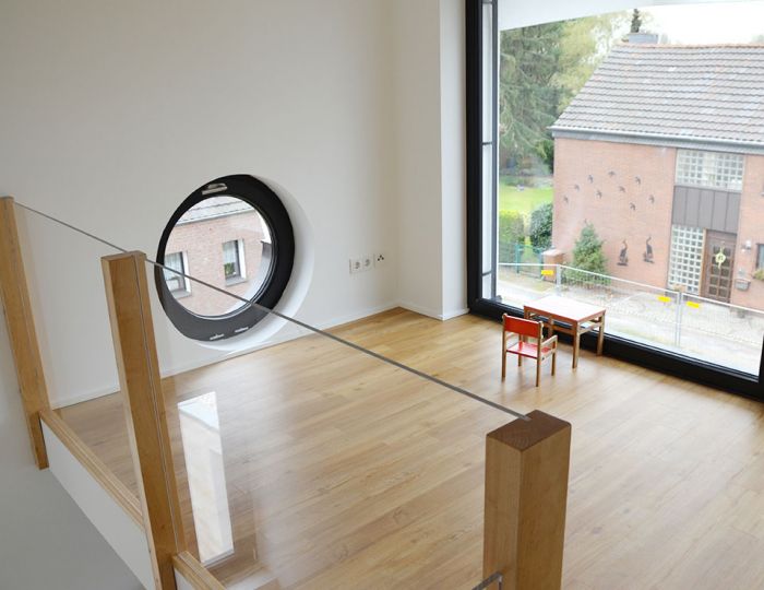 Plexiglasbrüstung