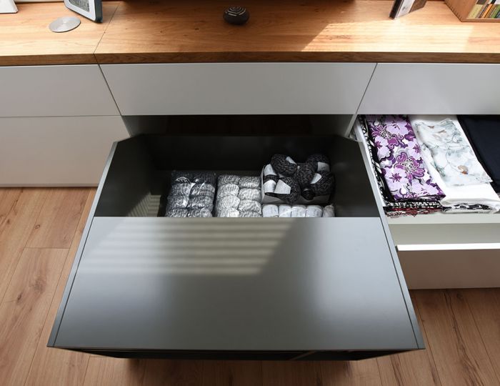 Drempelschrank rechts Drempelschrank rechts