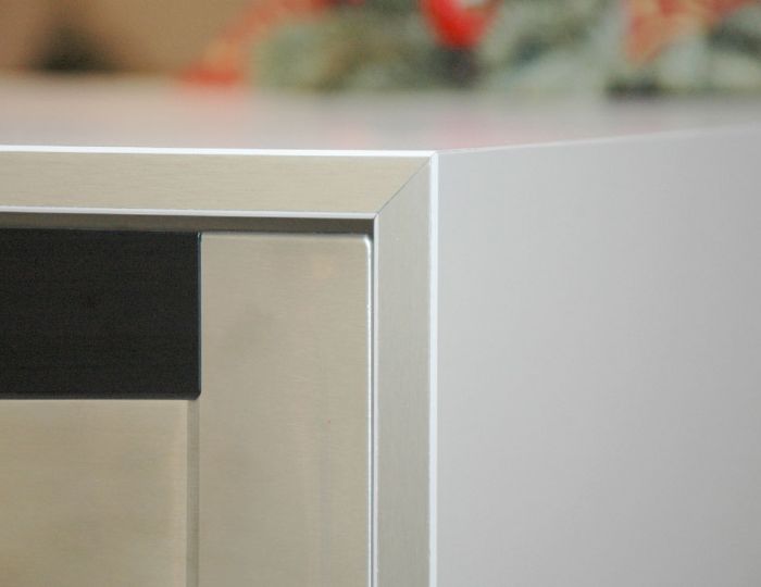 Arbeitsflächen in Duropal mit Aluminiumkanten