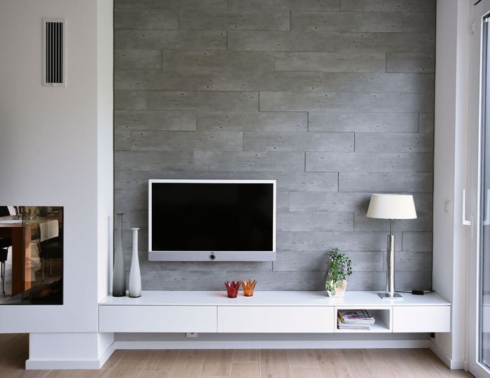 Schlankes Sideboard in Wandnische in MDF weiß lackiert